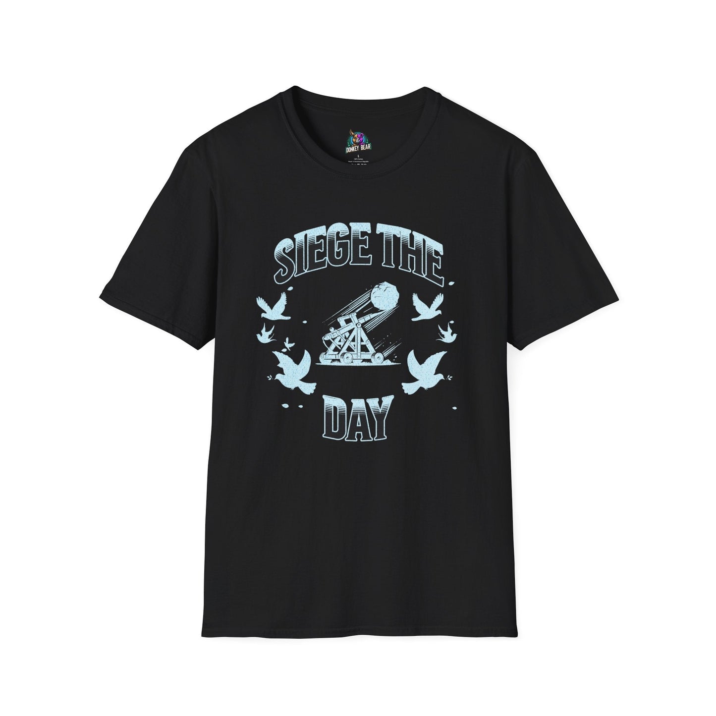 "Siege the Day" T-shirt featuring medieval design for history lovers and gamers.